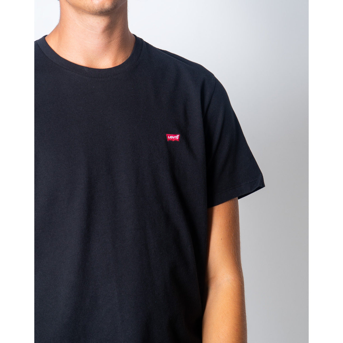 Levi`s T-shirt Men Black #175680