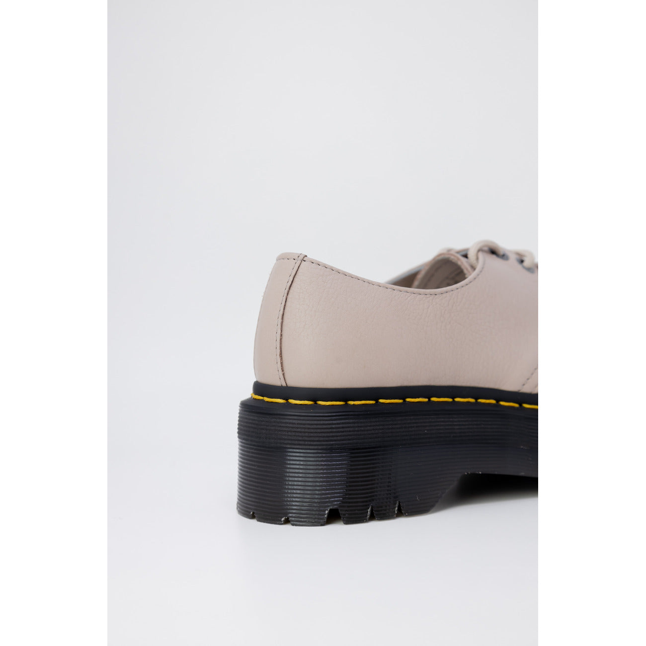 Dr. Martens Women Slip On Shoes Grijs