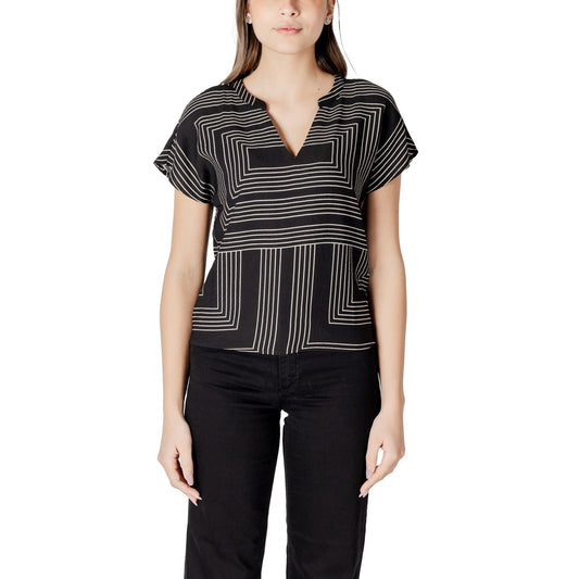 Jacqueline De Yong T-shirt Dames Zwart