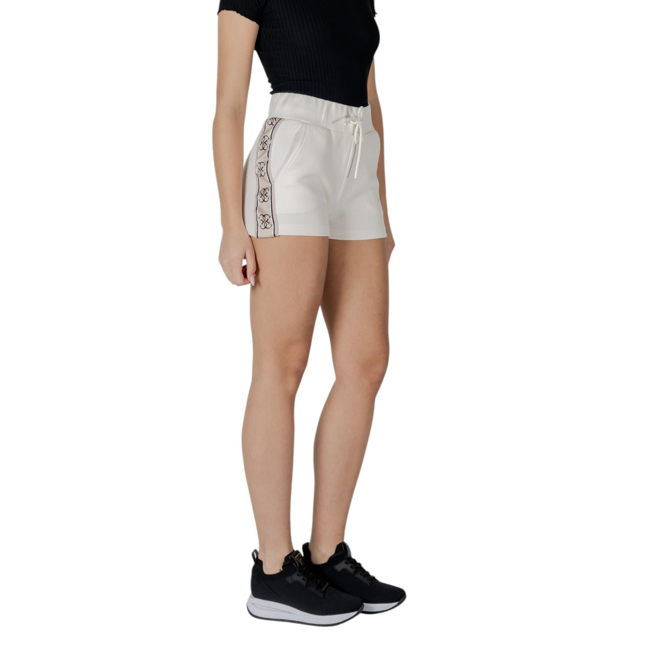 Guess Active Shorts Damen Weiß