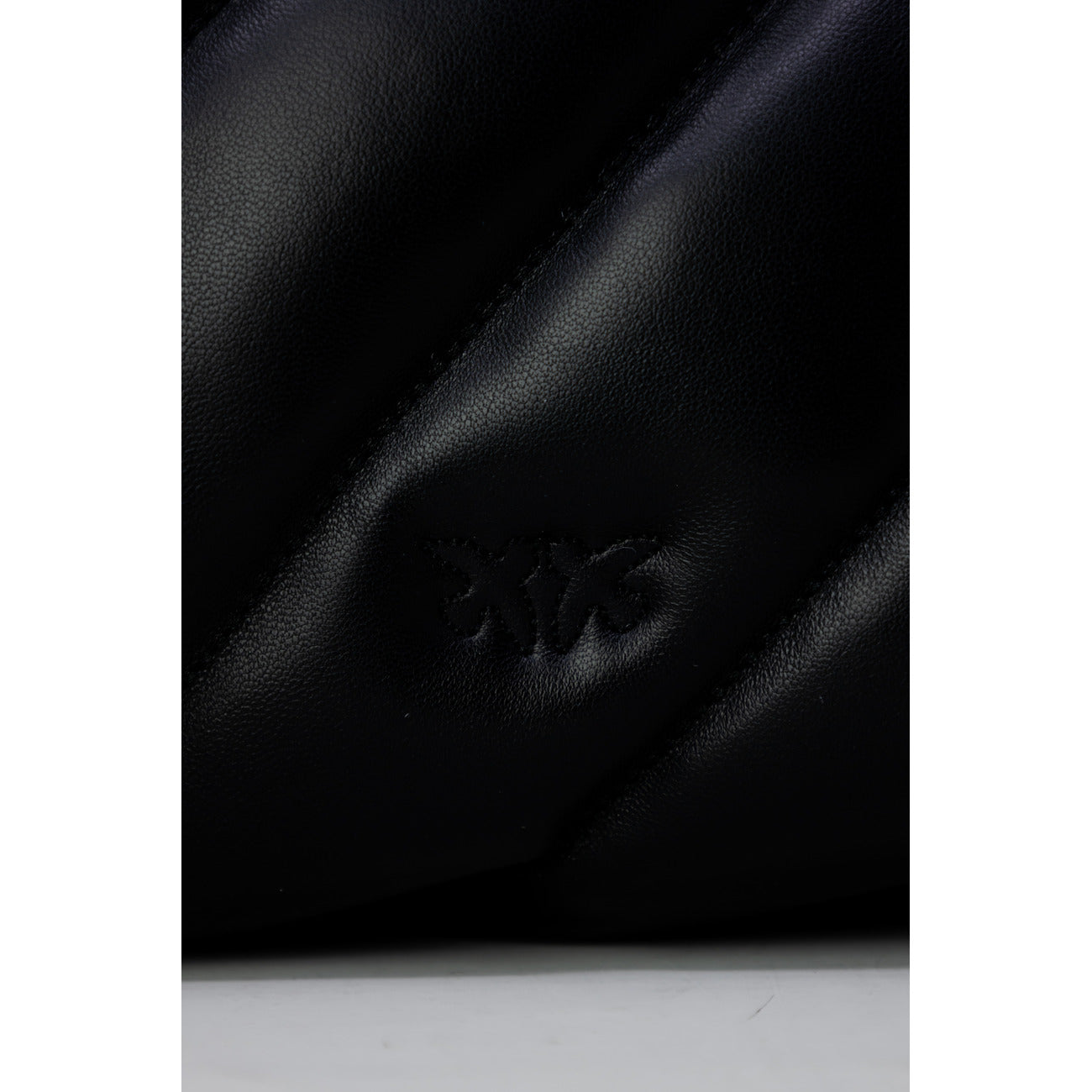 Pinko Tas Dames Zwart #1220637