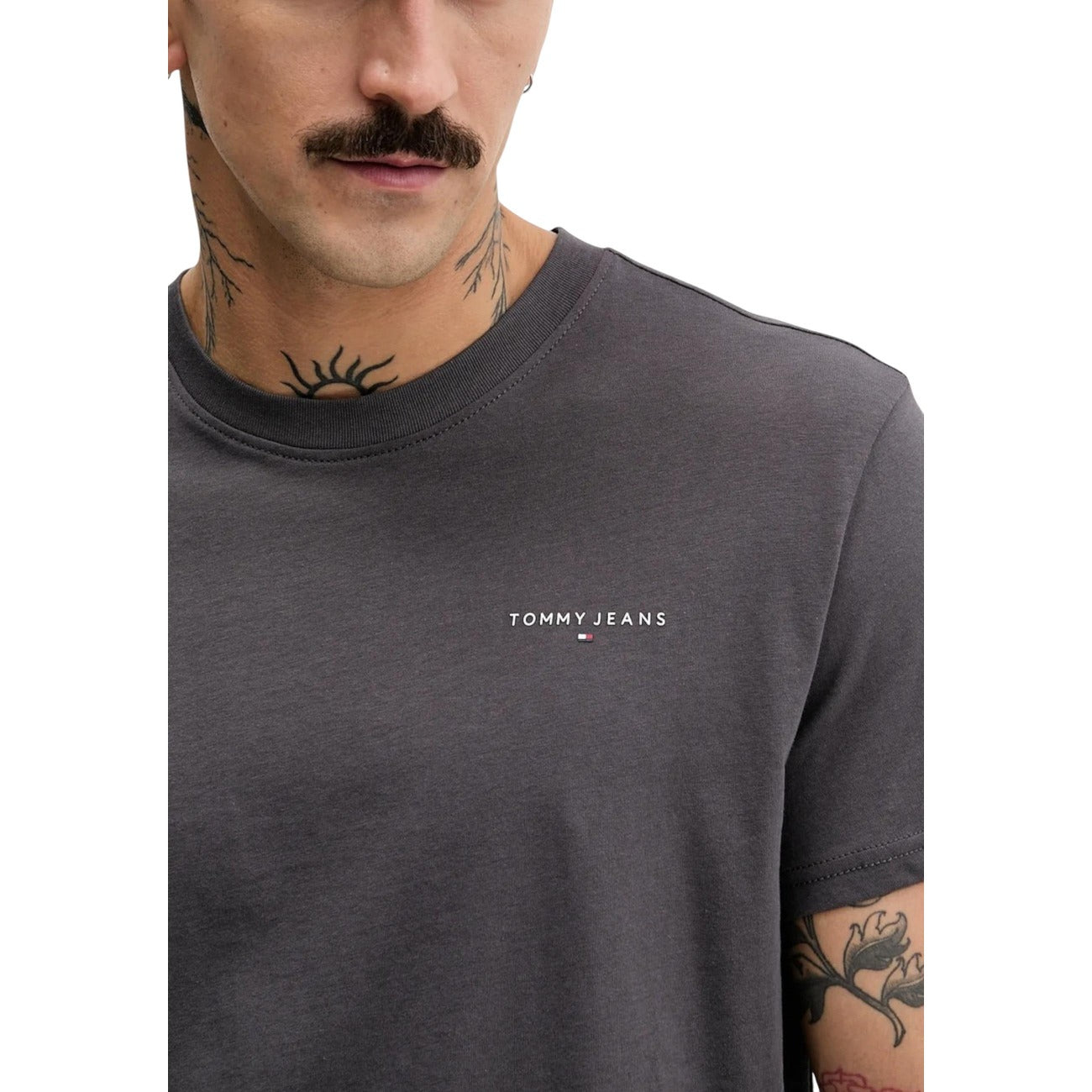 Tommy Hilfiger Jeans T-Shirt Herren Grau #2447136
