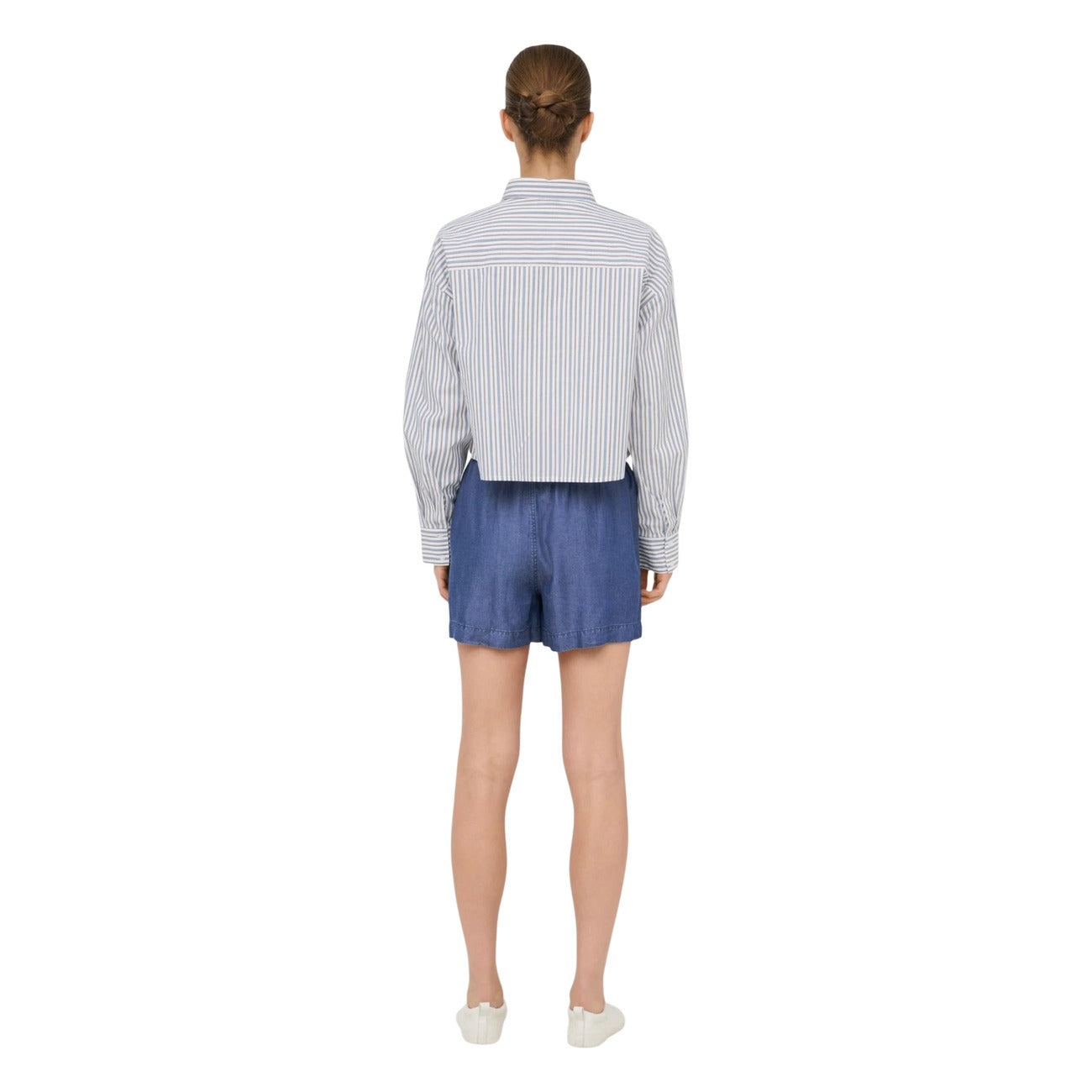Only Shorts Damen Hellblau