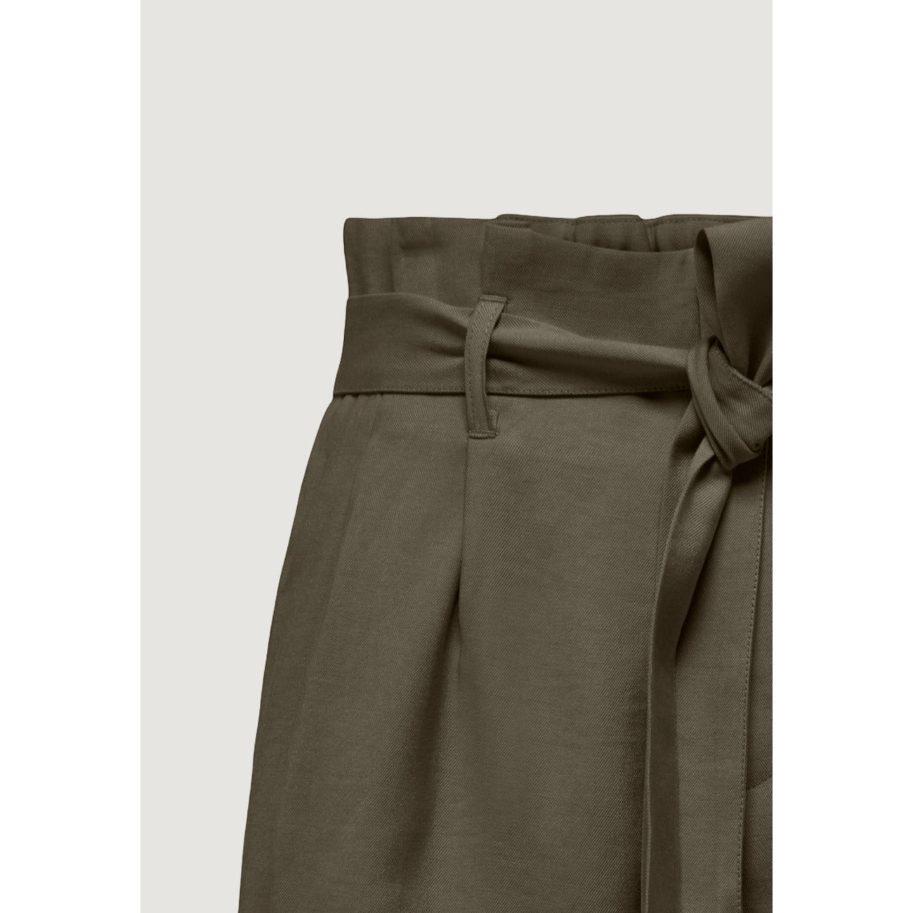 Only Shorts Damen Grün