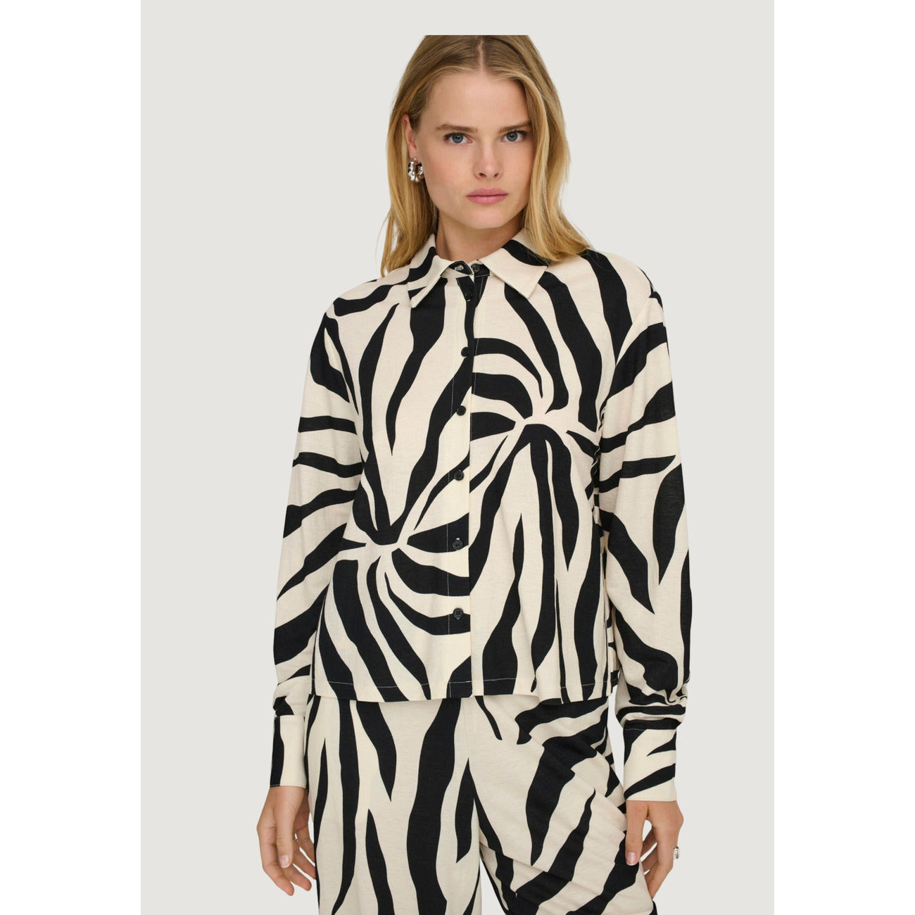 Only Shirt Damen Schwarz Schwarz #2454131